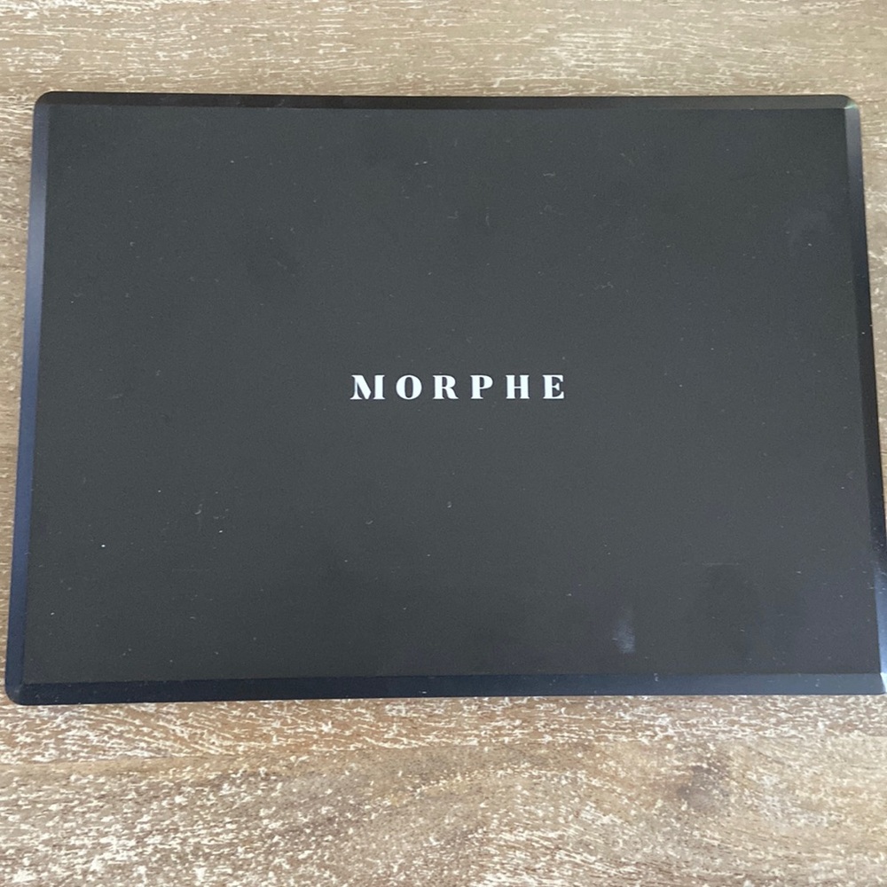 Gently Used Morphe Second Nature eyeshadow palette 3502